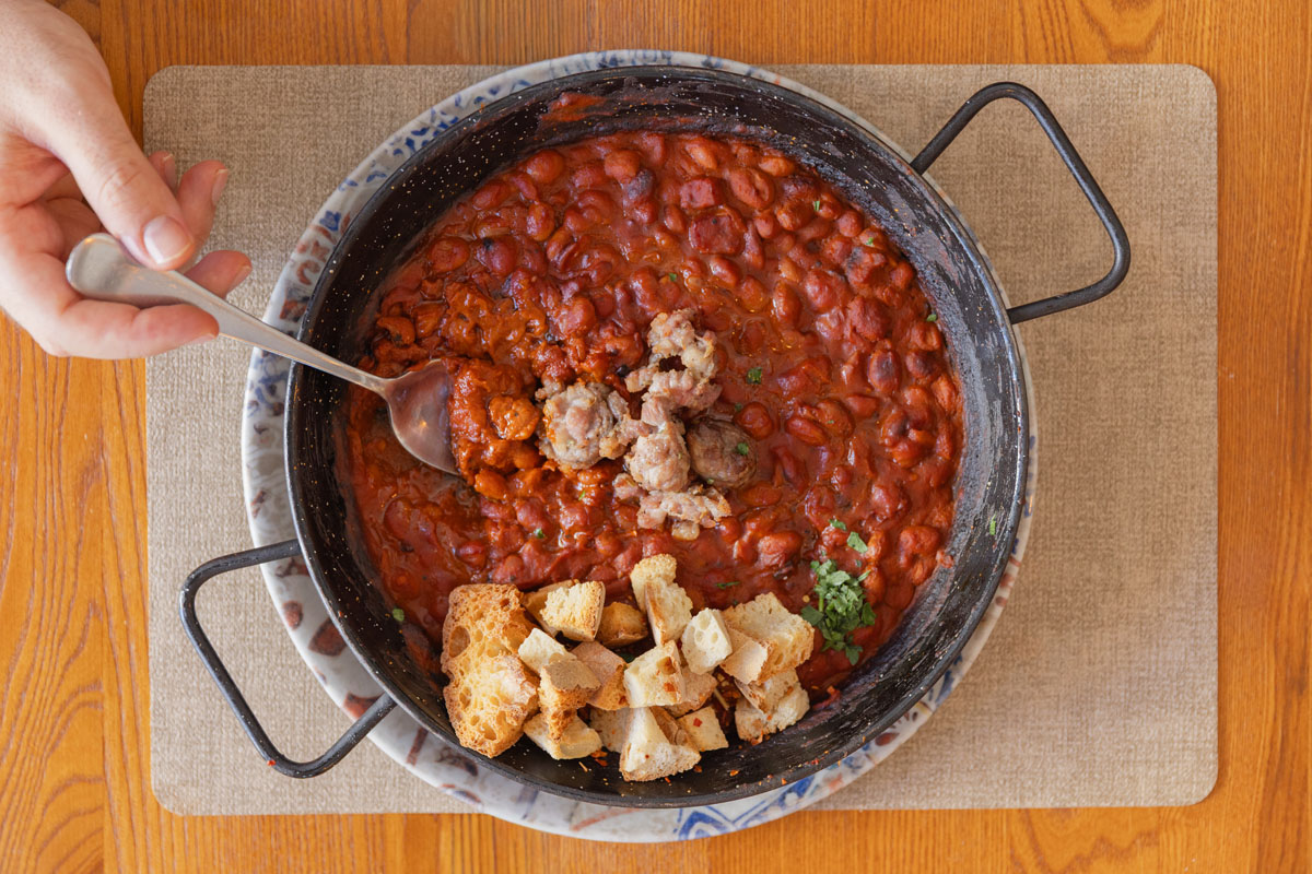Fagioli Guanciale e Crostini